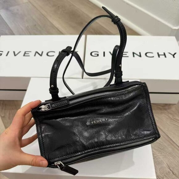 NWT Authentic Givenchy Leather Crossbody Bag - Picture 1 of 4
